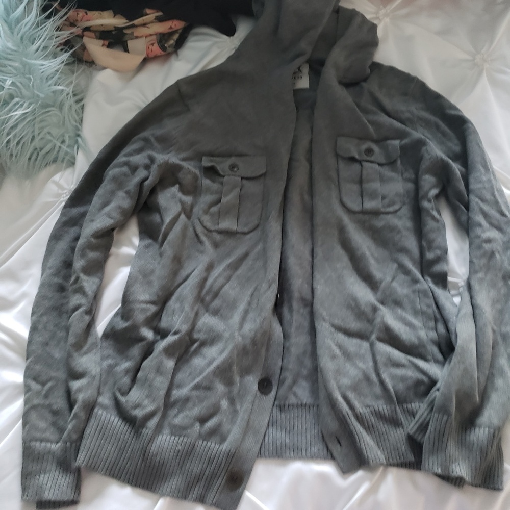 Large Express Men's Sweater - Picture 4 of 6